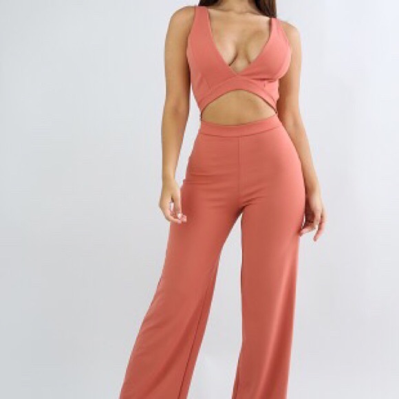 Lily Coral Jumpsuit - Picture 3 of 5